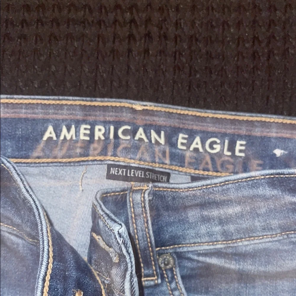 American Eagle Outfitters Blue Jean Shorts Frayed Hem - Picture 5 of 7